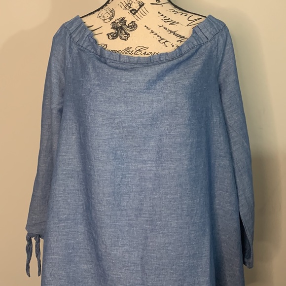 Free People Show Me Some Shoulder Chambray Blue Off Shoulder Top Size:M New NWOT - Picture 2 of 10